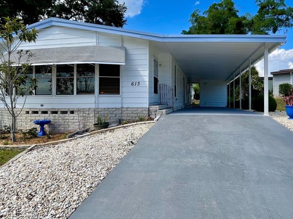 613 Sycamore Sq, Lady Lake, FL 32159