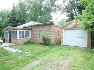 48 Elm St, Warrensburg, NY 12885