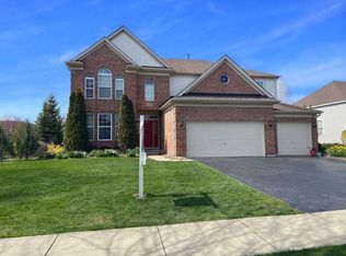 1316 Hall St, Sugar Grove, IL 60554