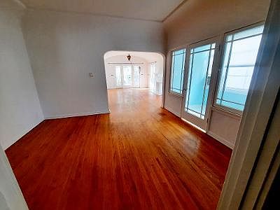 4th image of 1060 S Cochran Ave APT 2