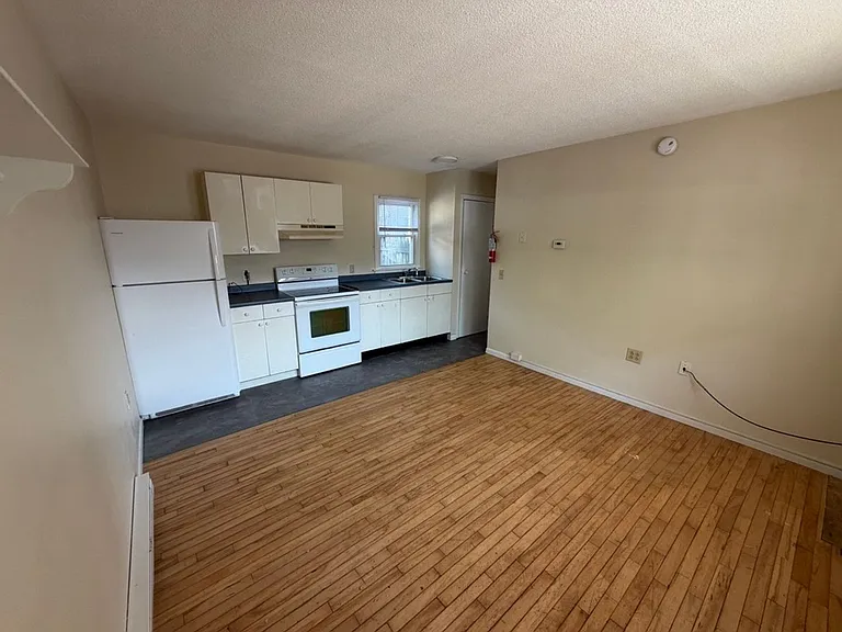 61 Elmwood Avenue — Photo 11
