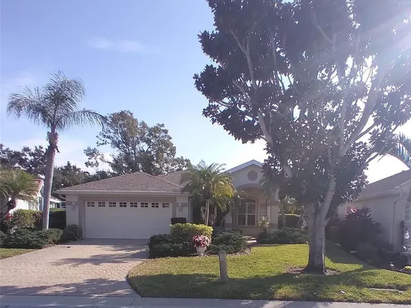 7476 Eleanor Cir, Sarasota, FL 34243