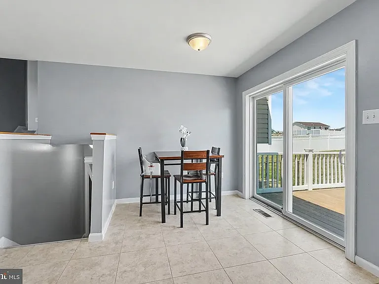 206 Pike Ct — Photo 5