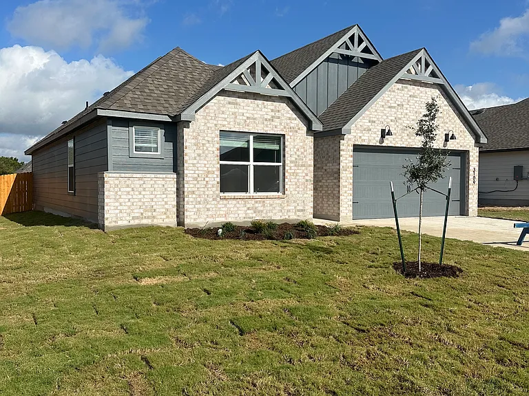3109 Cyprian Rd — Photo 1