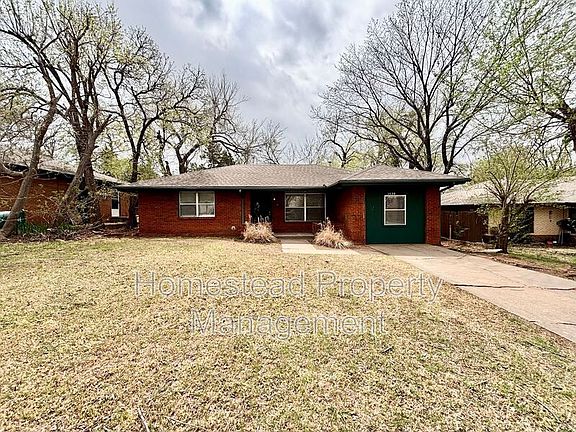 2nd image of 1520 NE 48th St