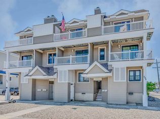 286 16th St APT 6, Avalon, NJ 08202