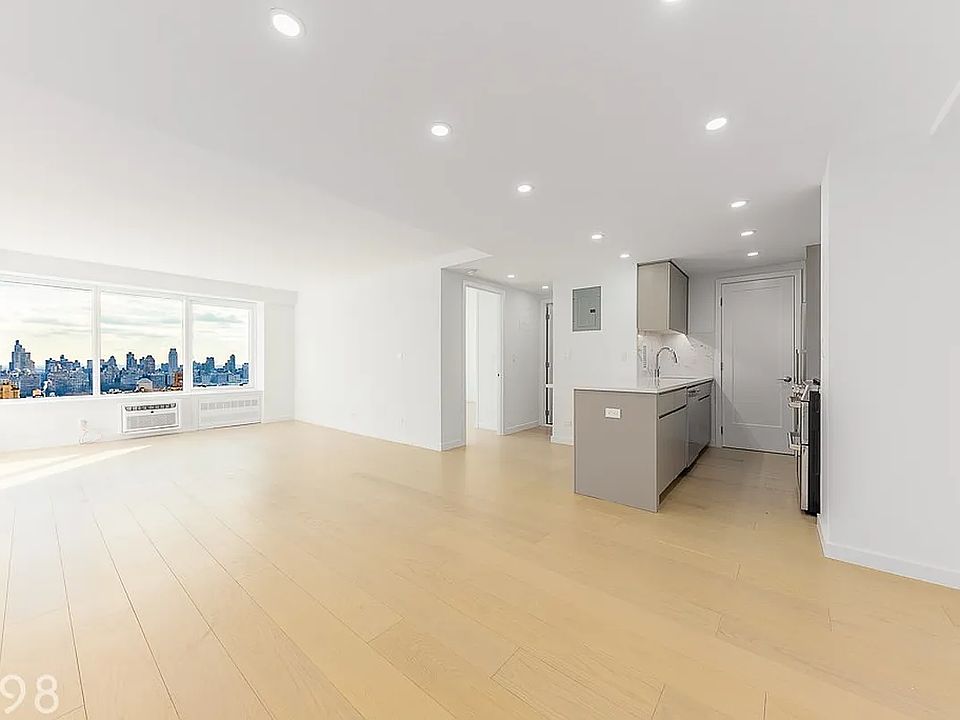 1st image of 561 Amsterdam Ave #2E