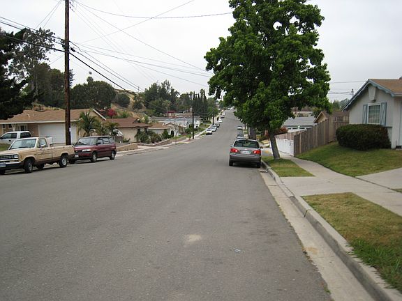 04 - Front Street Viewing North