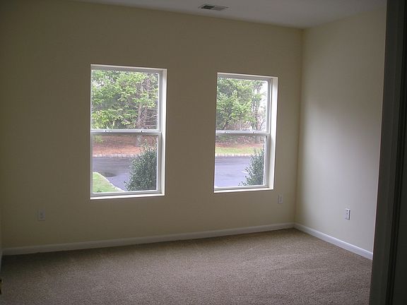 4th image of 1005 Brittany Drive # Fl 1ST