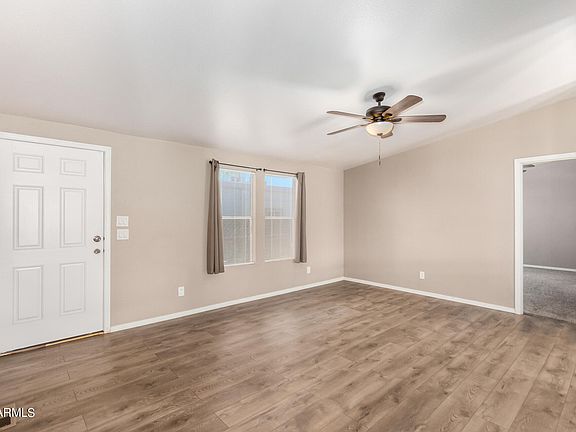 5th image of 2550 E BIRCHWOOD Avenue