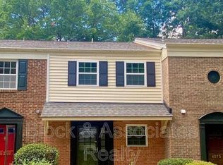 6371 New Market Way, Raleigh, NC 27615
