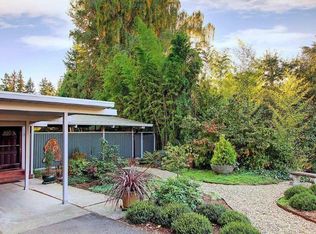 2705 NE 105th St, Seattle, WA 98125
