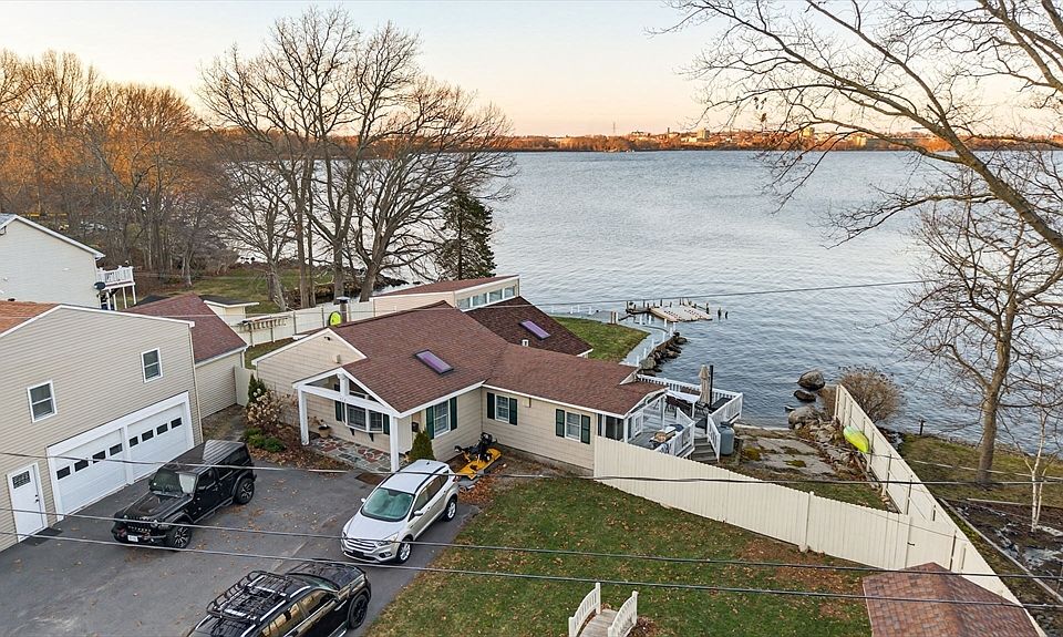 1st image of 112 Hiatt St