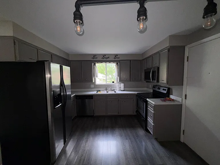 4010 Hobson Rd — Photo 10