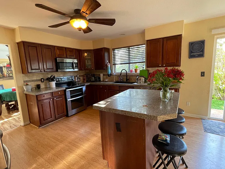 21837 E Alamo Ln — Photo 6