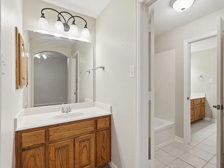 6716 Prairie Flower Trl — Photo 20