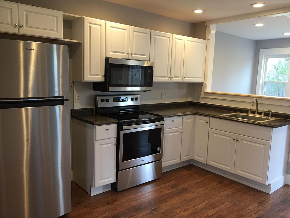 2nd image of 645 Leesville Rd