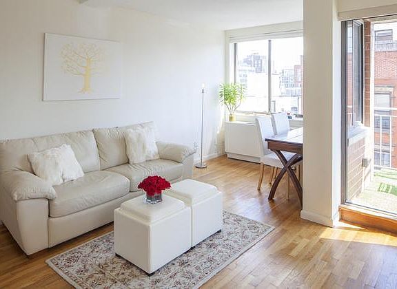 3rd image of 259 Elizabeth St #6AA