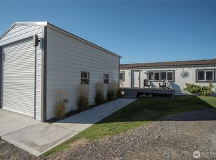 695 Chukar Pl SW, Quincy, WA 98848