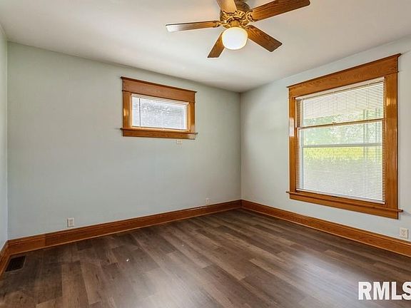 5th image of 1120 W 13th St
