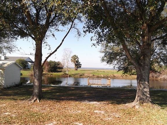 3rd image of 6224 Avocado Dr