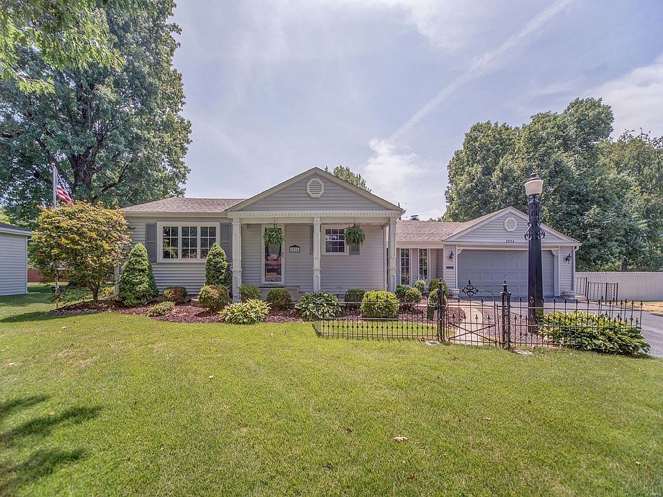 1st image of 2034 Garfield Ave