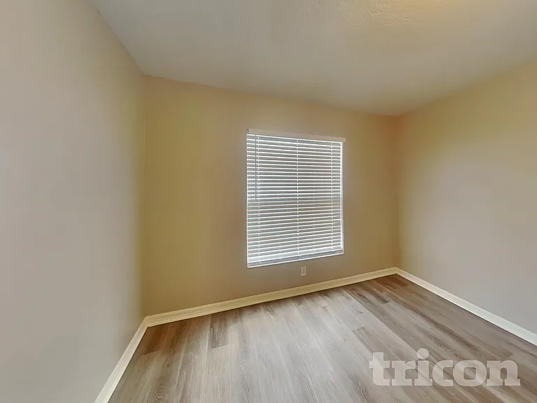 29250 Yarrow Dr — Photo 11