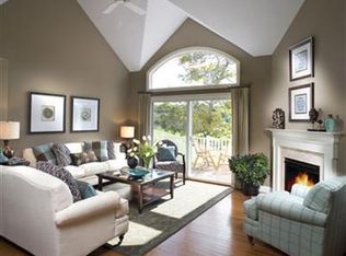 3 Amberwood Ct UNIT 211, Bourne, MA 02532