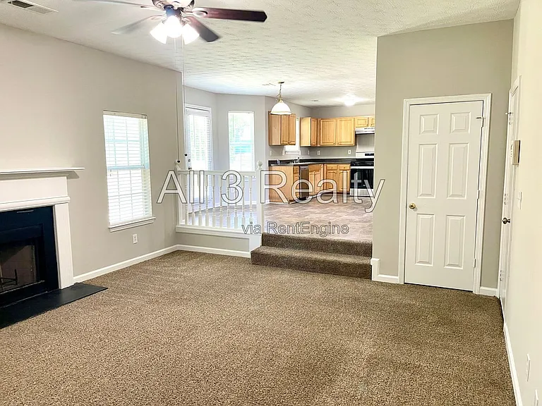 60 Spring Lake Ter — Photo 8