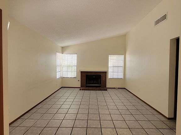 2nd image of 4561 Allenford Dr
