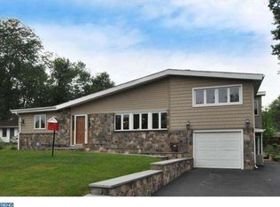1610 Pulaski Dr, Blue Bell, PA 19422