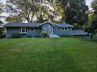 16409 Norwood Ln, Minnetonka, MN 55345