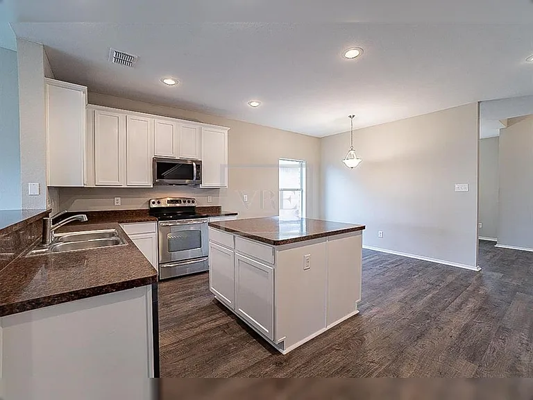 3024 Granite Rock Trl — Photo 11