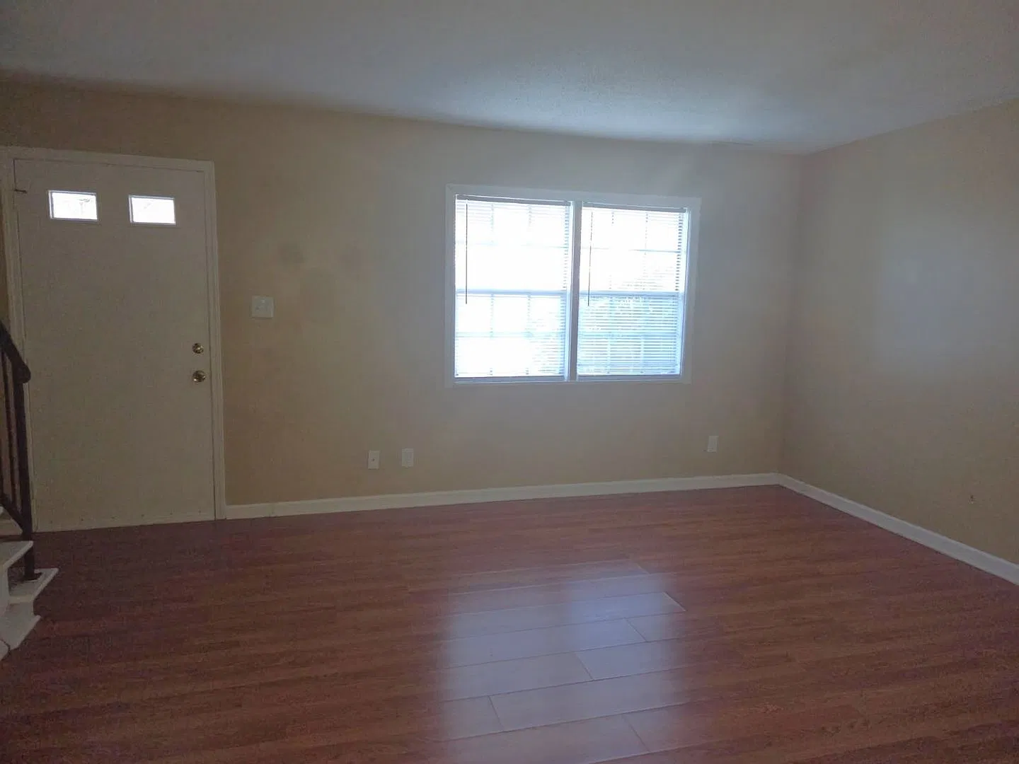 610 Park Ave — Photo 3