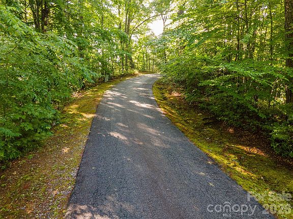 5th image of 0 Stoneway Dr #111A
