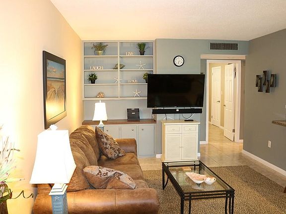 3rd image of 650 Pinellas Point Dr S APT 105