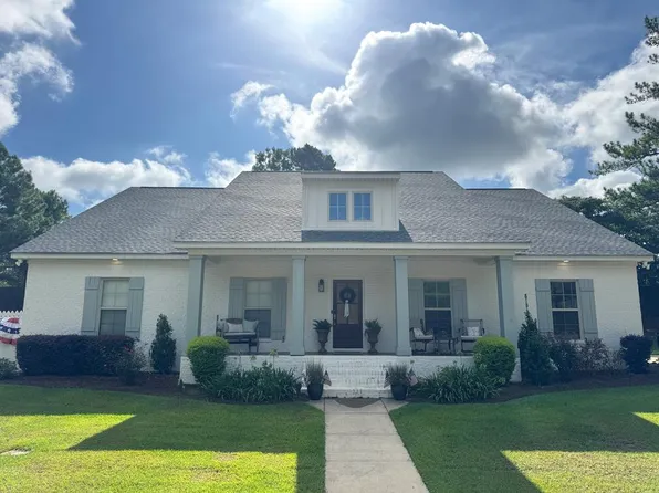 106 Fernleaf Way, Dothan, AL 36305