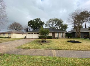 10822 Vanderford Dr, Houston, TX 77099