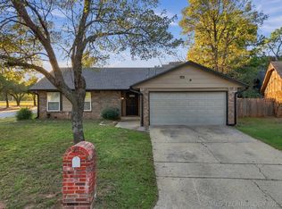 6734 S Quaker Ave, Tulsa, OK 74136