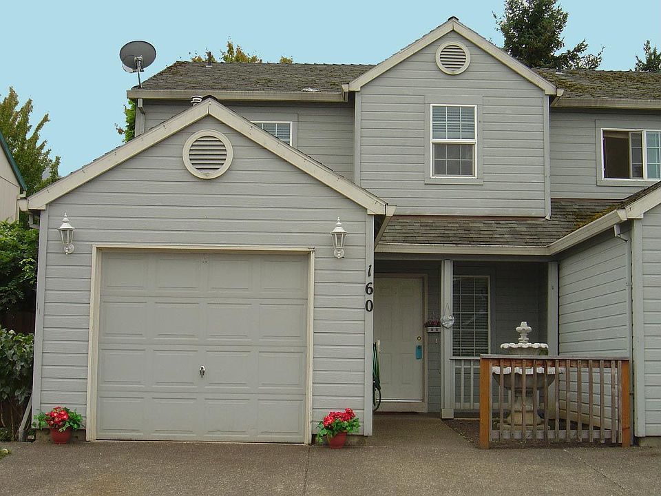 1st image of 160 NE Skylar St
