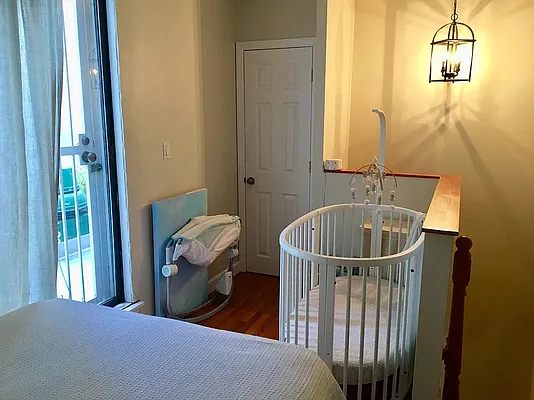 Rented by Compass | media 24