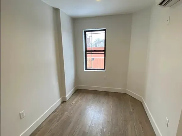 595 Marcy Avenue image 9 of 10