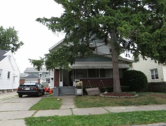 4332 Lyman Rd photo 1