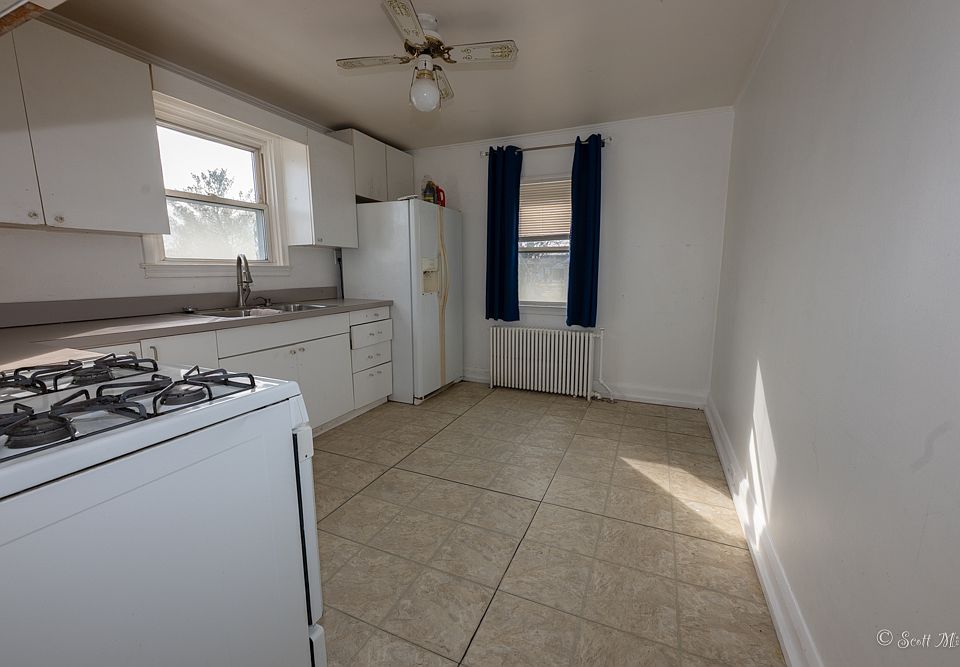 1st image of 4211 Cardwell Ave Floor 2