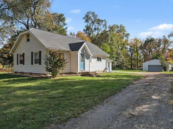 9560 Bailey Dr NE, Ada, MI 49301