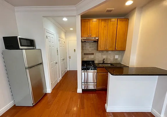 Rented by CNYC Apartments | media 20