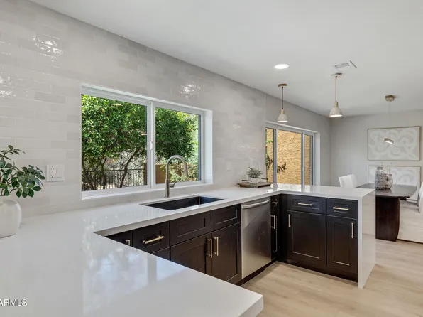 1113 E TAPATIO Drive, Phoenix, AZ 85020