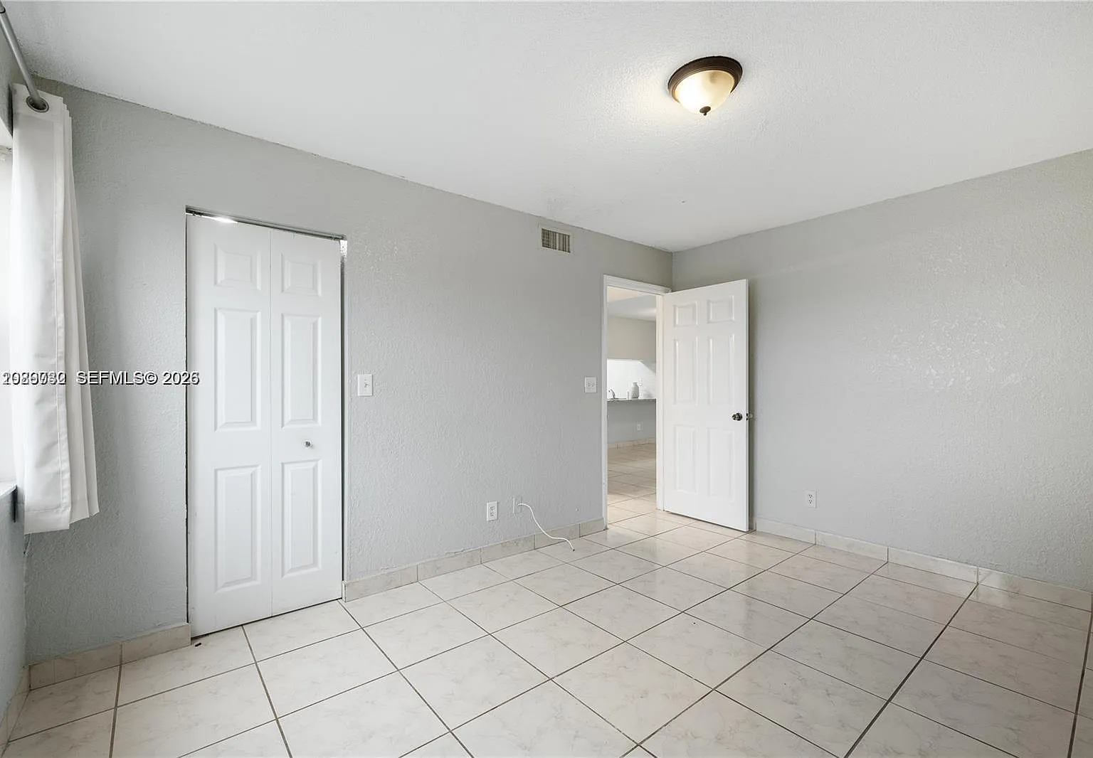 1276 SW 113th Ter — Photo 4