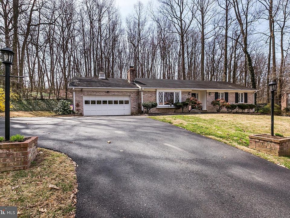 1st image of 4105 Autumn Dr