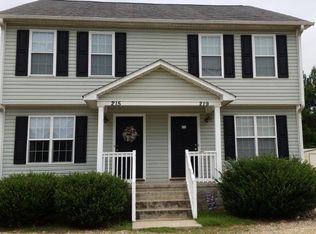 215 Classic Cove Ct, Fuquay Varina, NC 27526